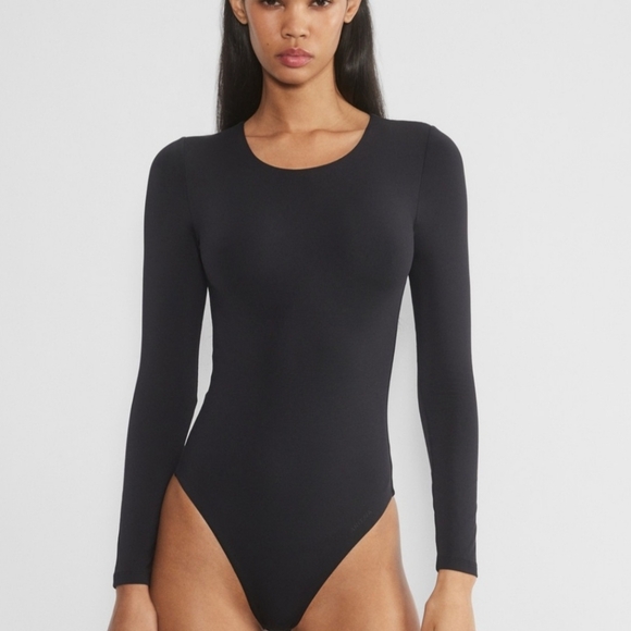 Babaton Long Sleeve Scoopneck Bodysuit Xs - Picture 1 of 5